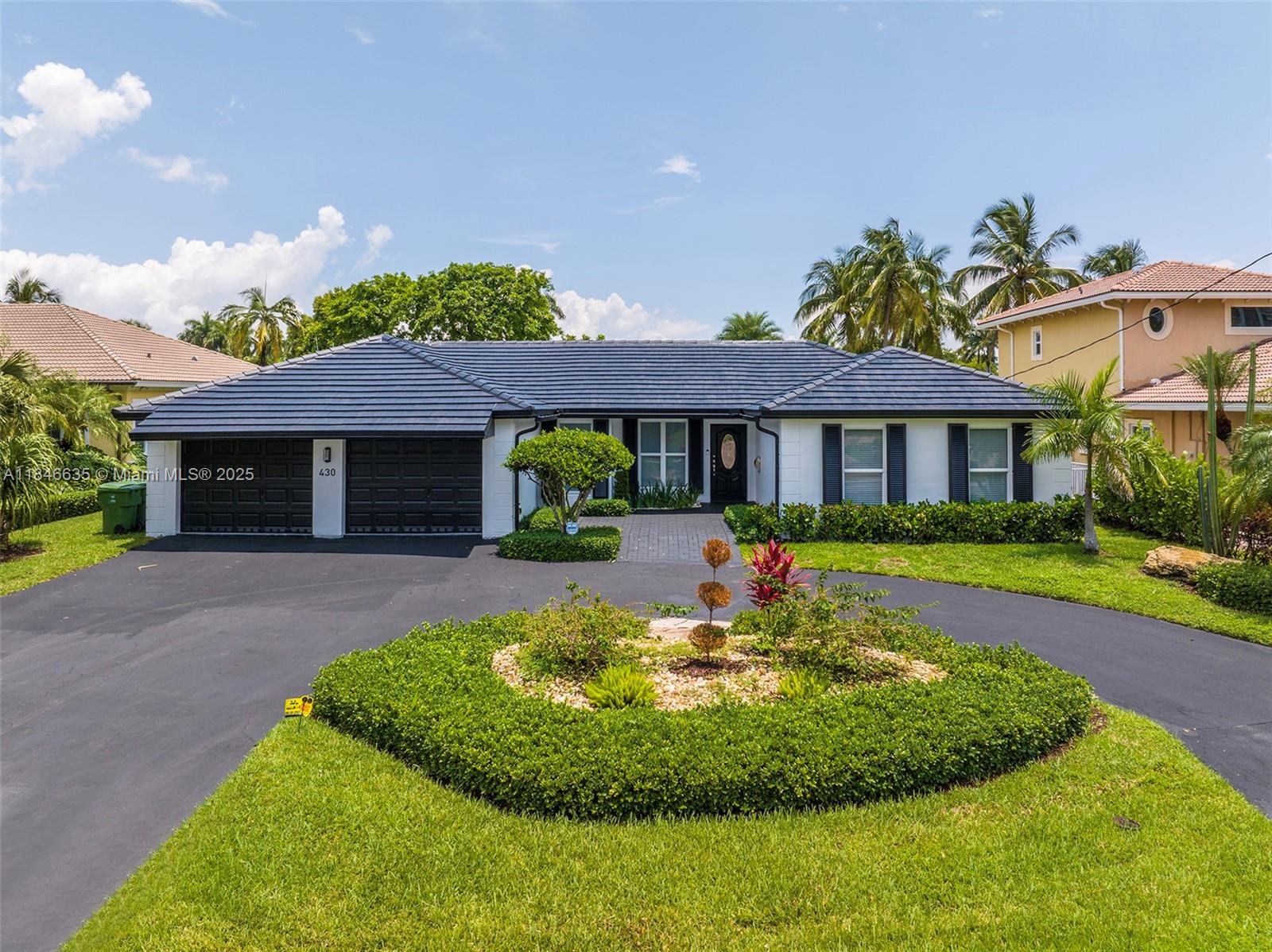 GOLDEN ISLES - Residential