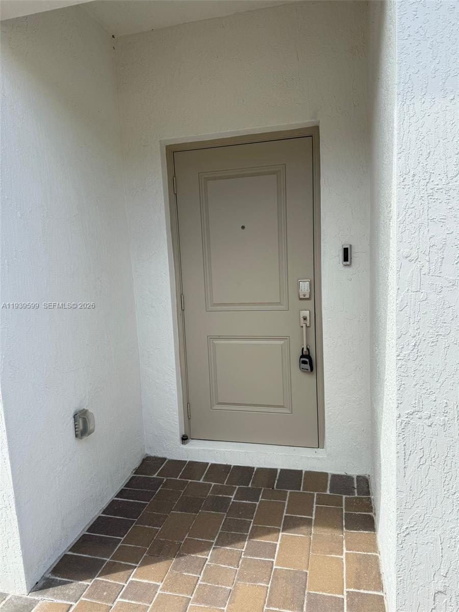 KEYS GATE - Residential Lease