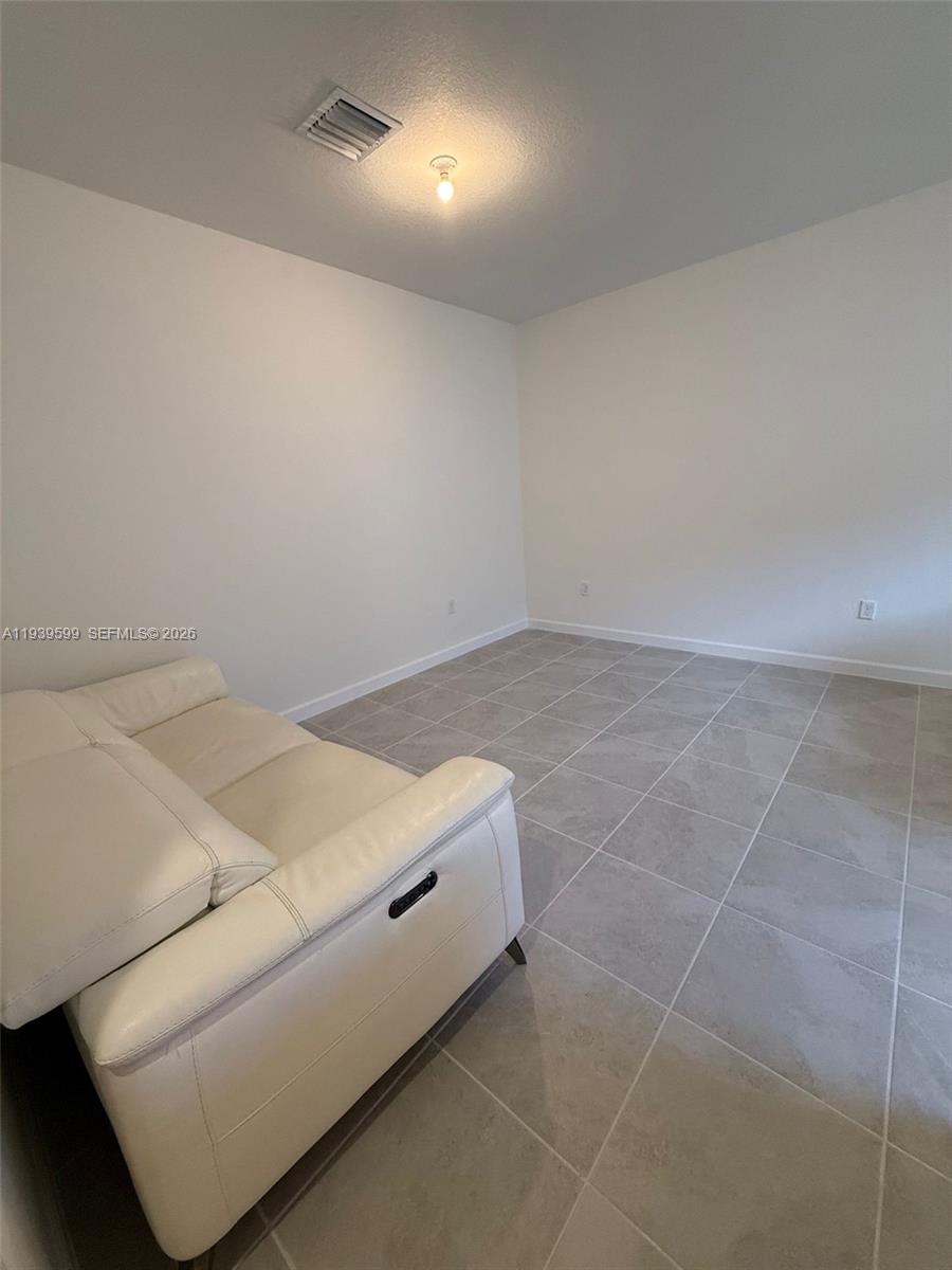 KEYS GATE - Residential Lease