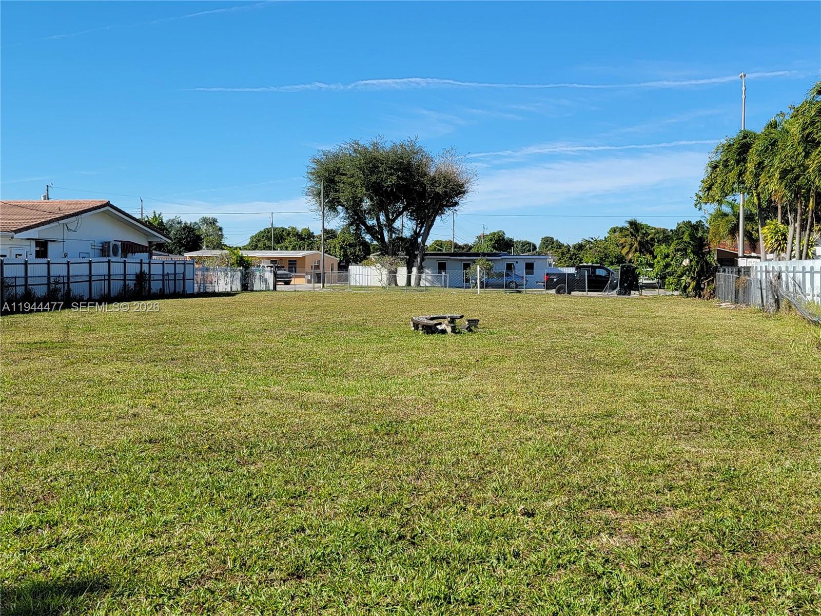 SUB OF PB 7-113 - Land