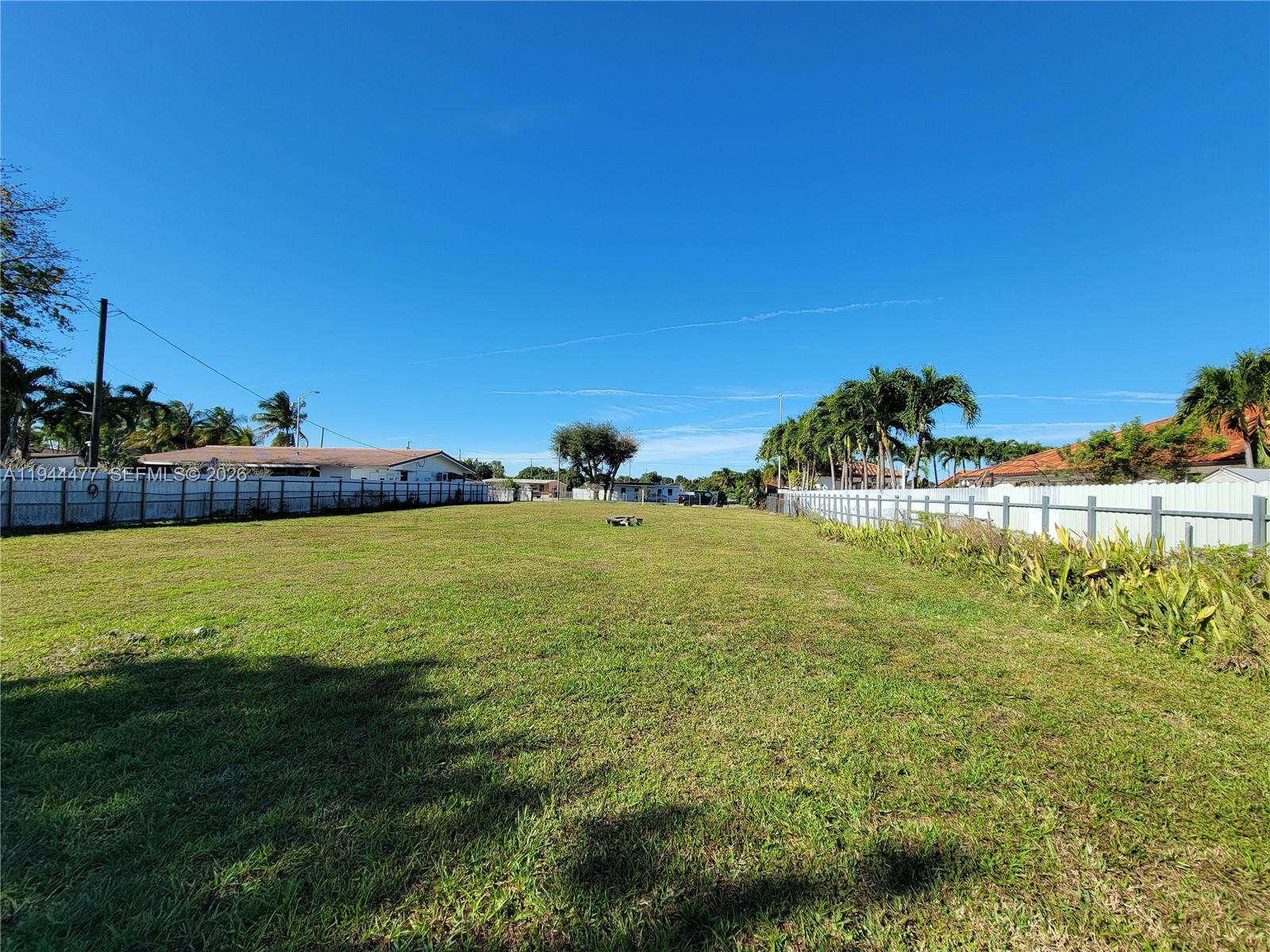 SUB OF PB 7-113 - Land