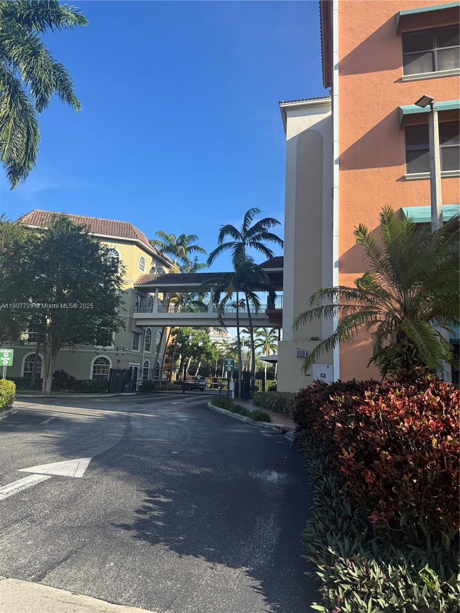 PARK PLACE CONDO - Residential