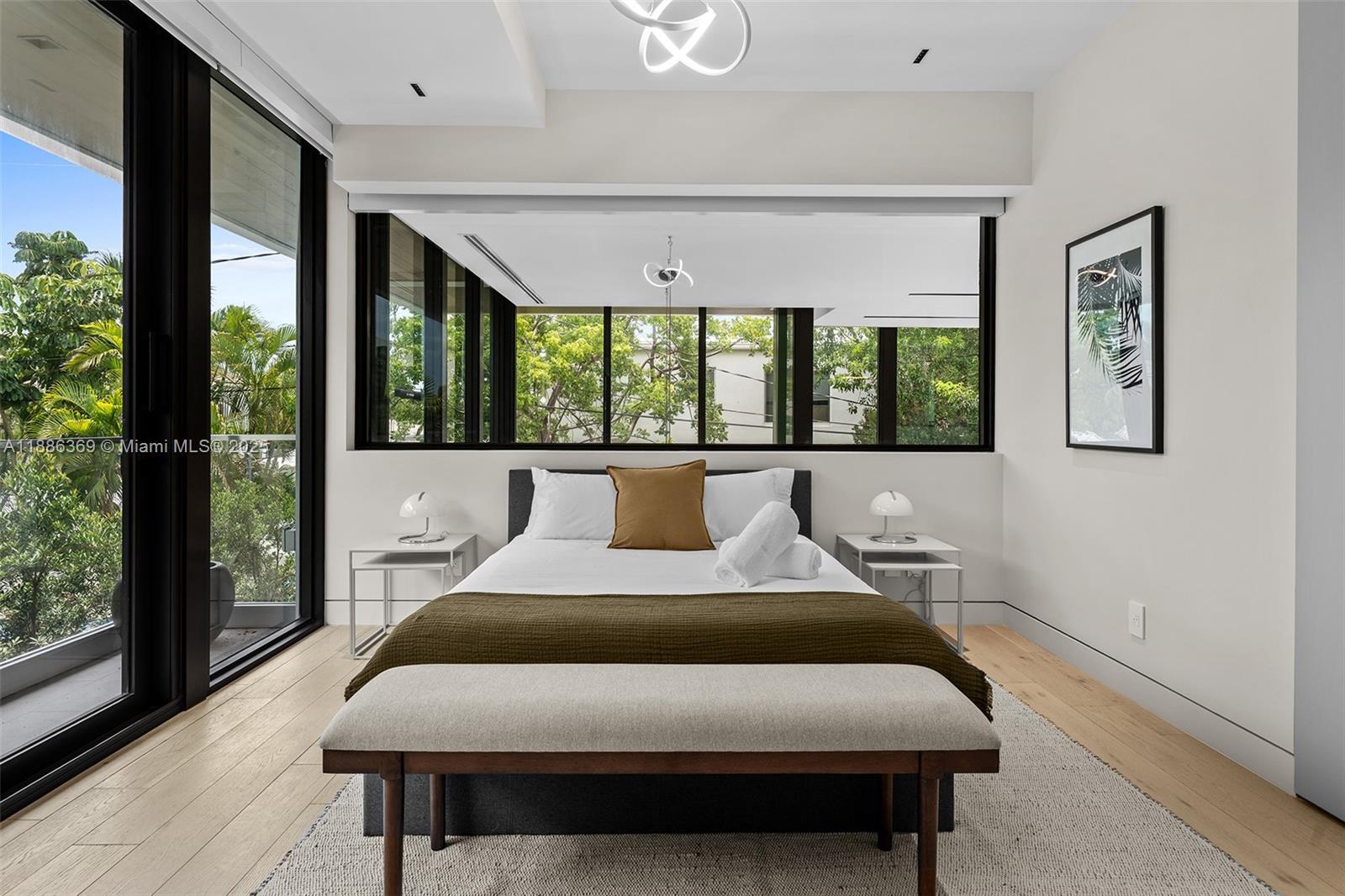 LAS OLAS BY THE SEA EXT - Residential Lease