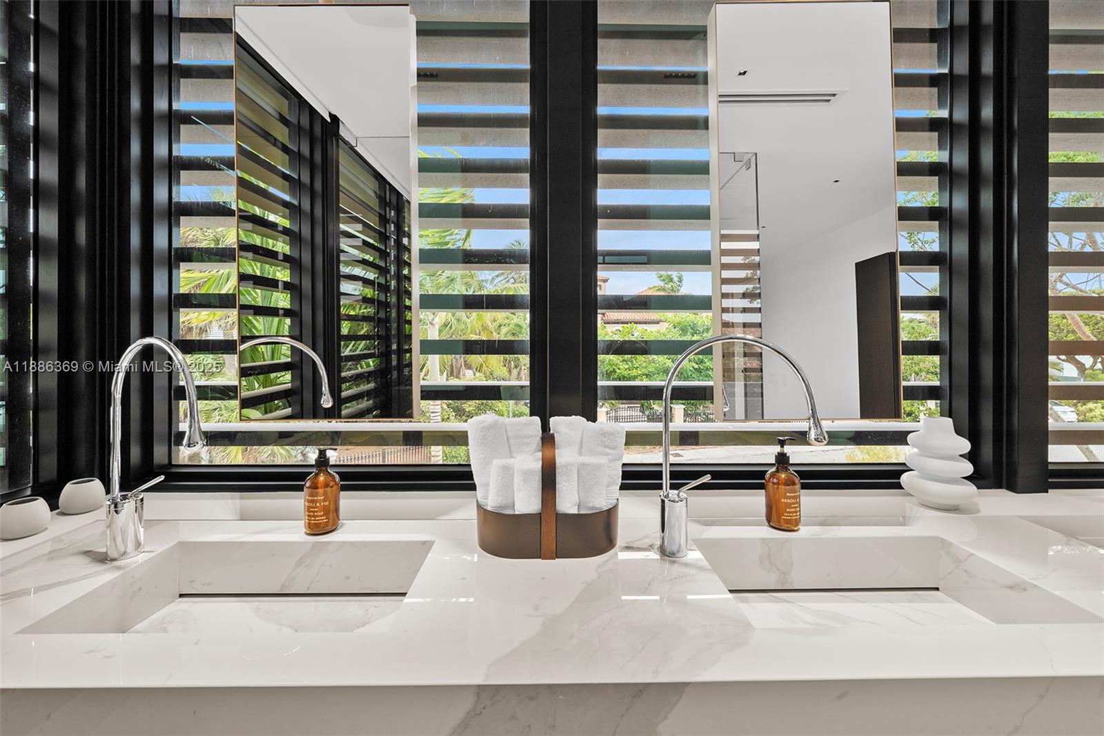 LAS OLAS BY THE SEA EXT - Residential Lease