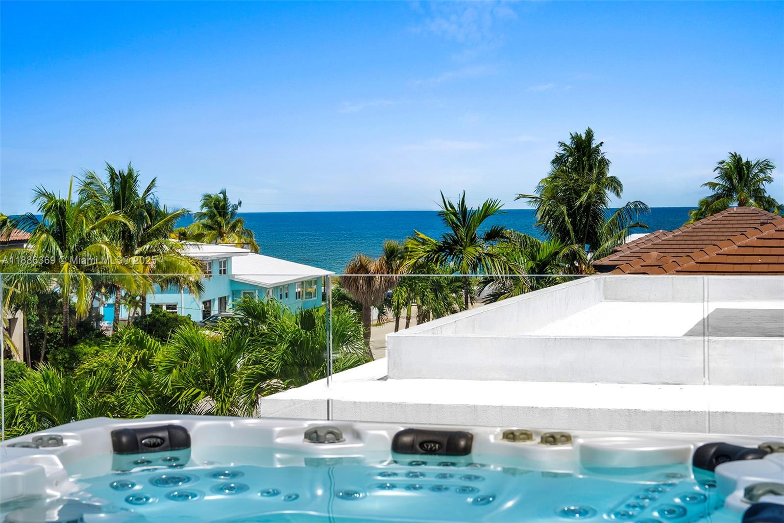 LAS OLAS BY THE SEA EXT - Residential Lease