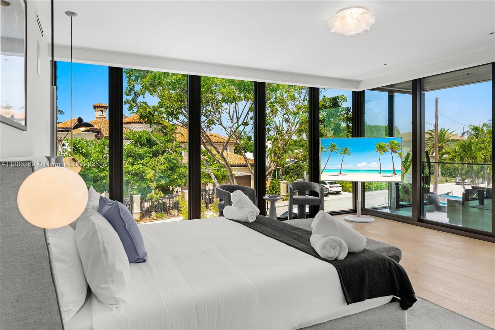 LAS OLAS BY THE SEA EXT - Residential Lease