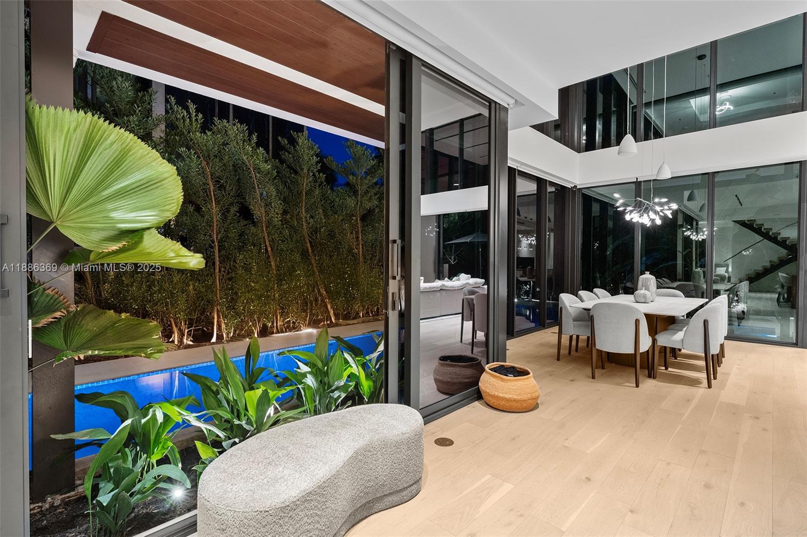 LAS OLAS BY THE SEA EXT - Residential Lease