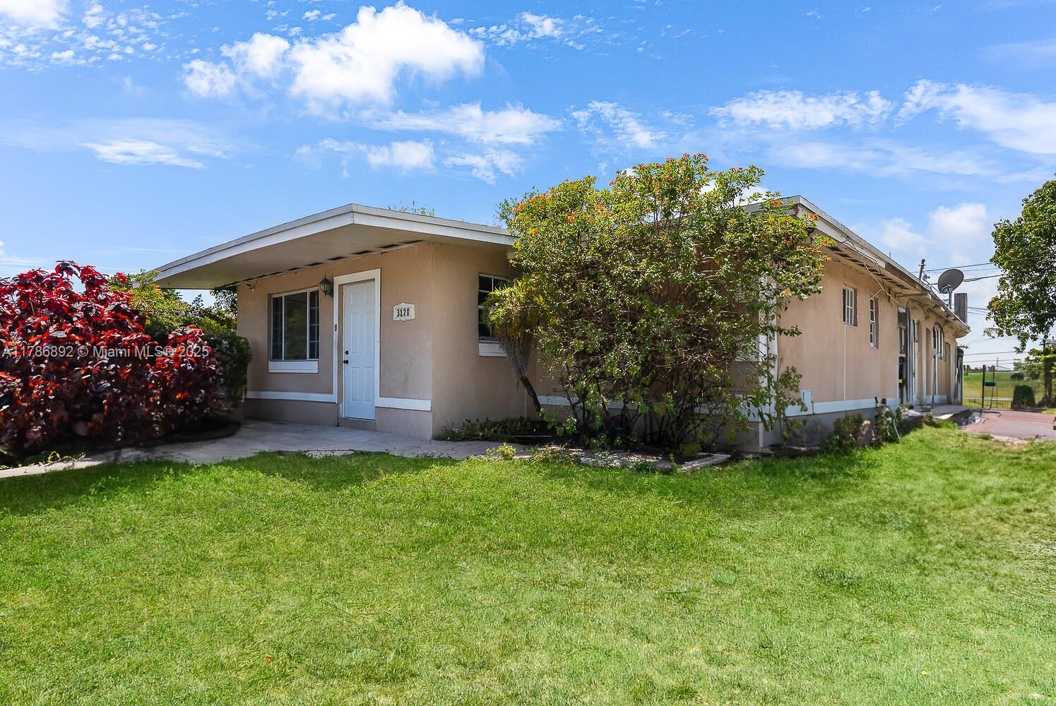 Rental Property at 3120 Sw 37th Ave, West Park, Broward County, Florida - Bedrooms: 5 
Bathrooms: 2  - $4,350 MO.