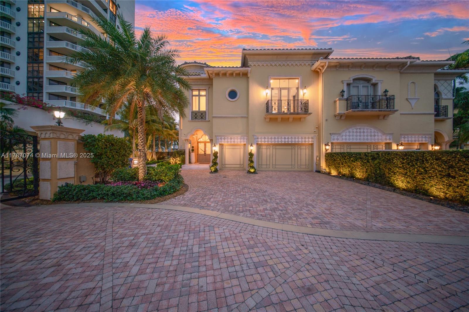 1530 Island Blvd