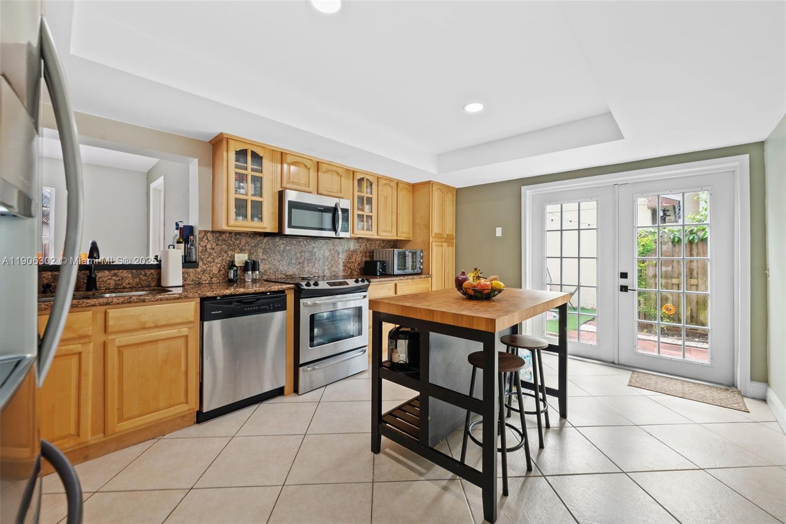 LAKES OF THE MEADOW PATIO - Residential