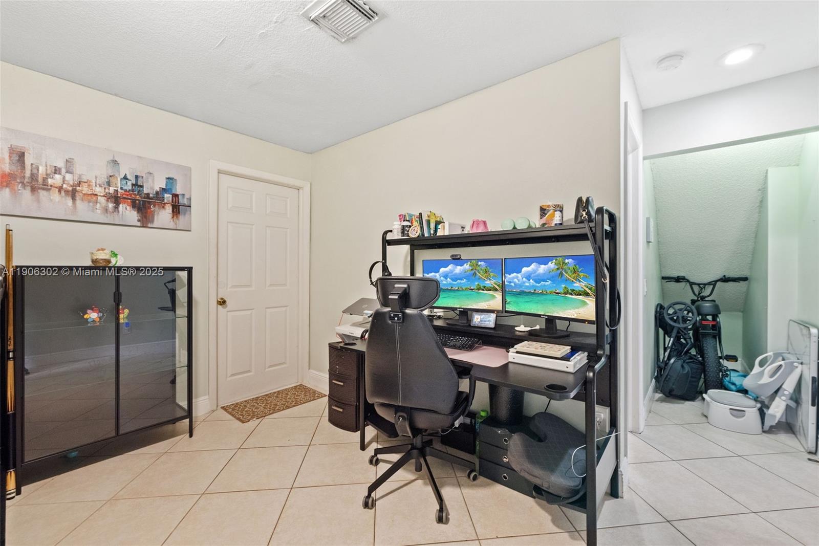 LAKES OF THE MEADOW PATIO - Residential