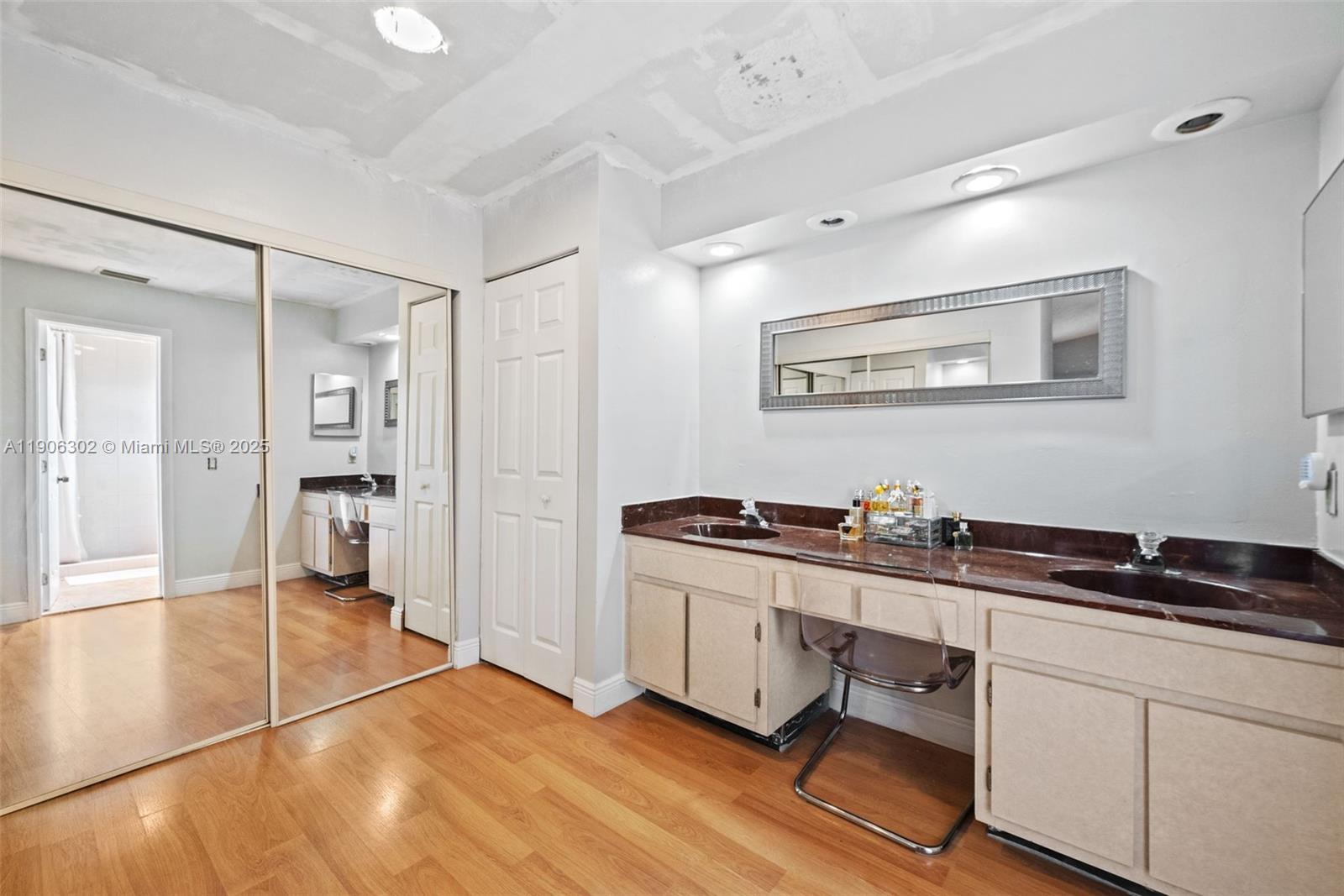 LAKES OF THE MEADOW PATIO - Residential