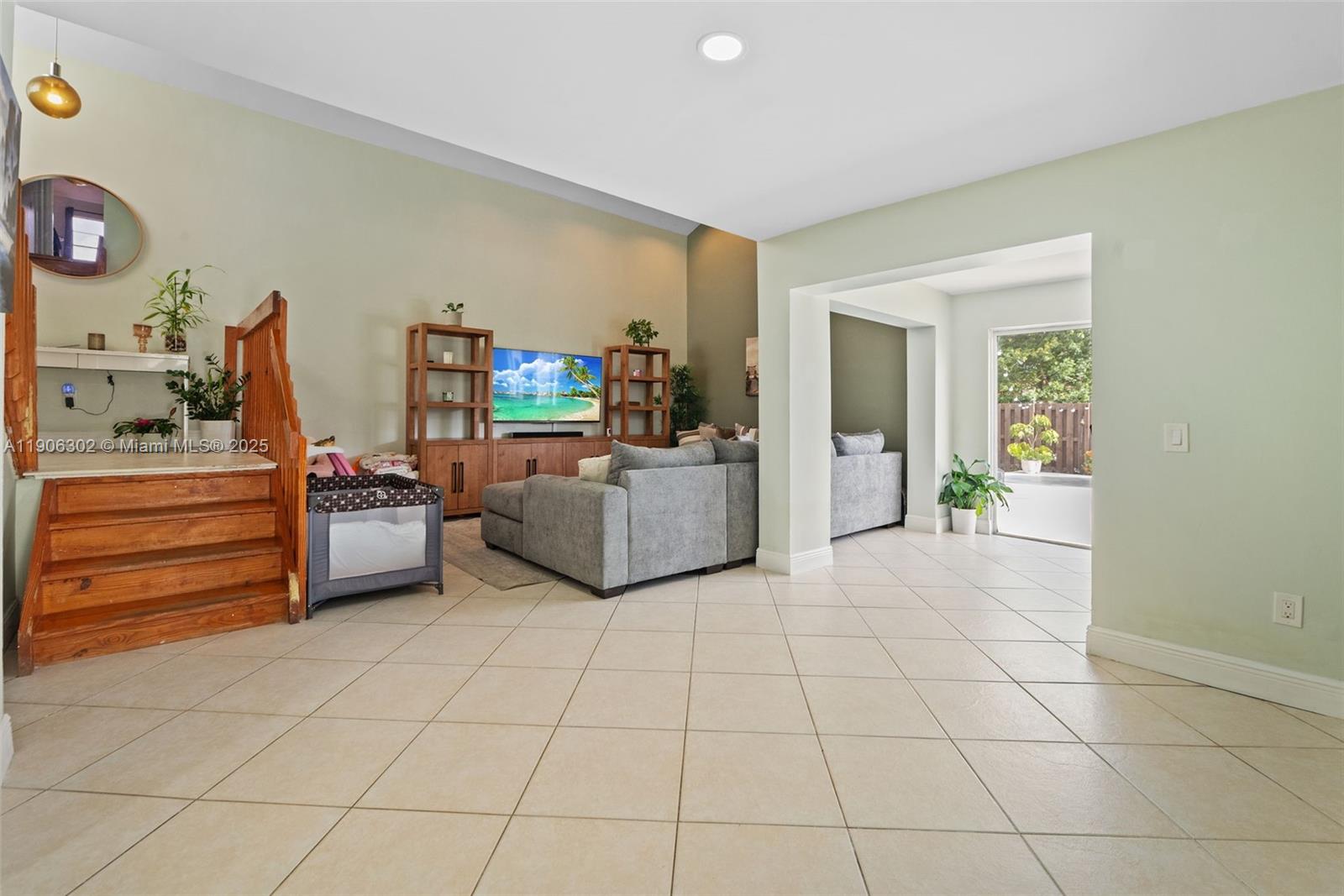 LAKES OF THE MEADOW PATIO - Residential