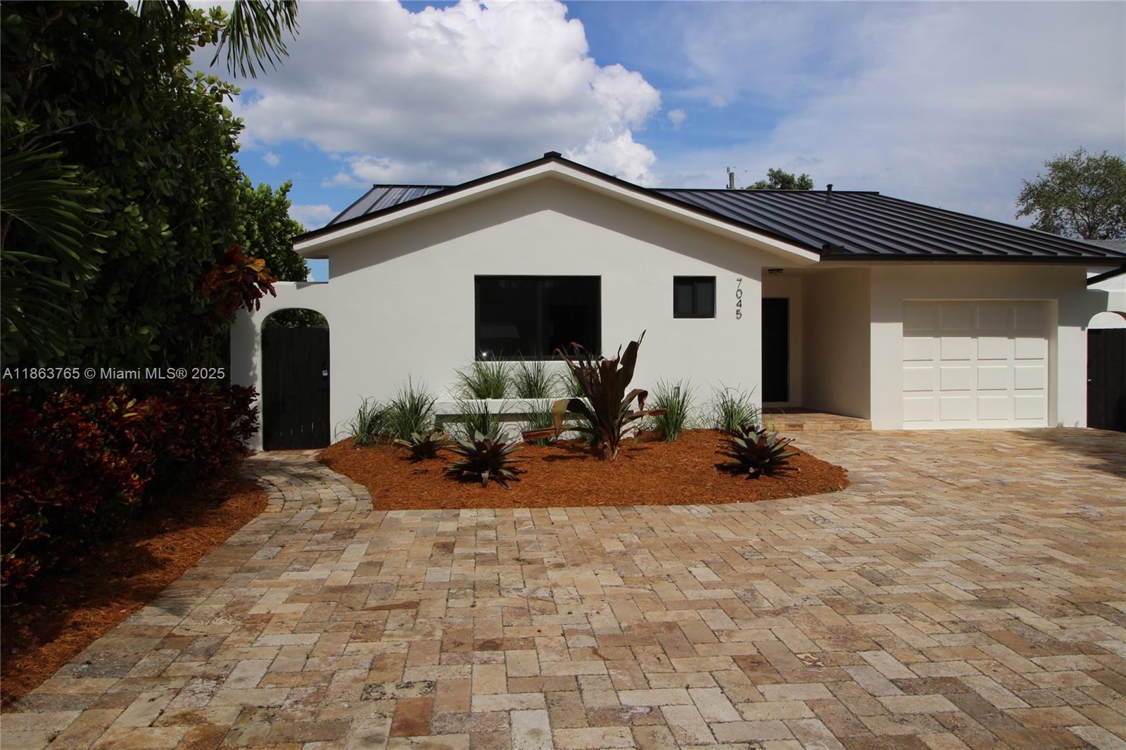 7045 SW 83rd Pl