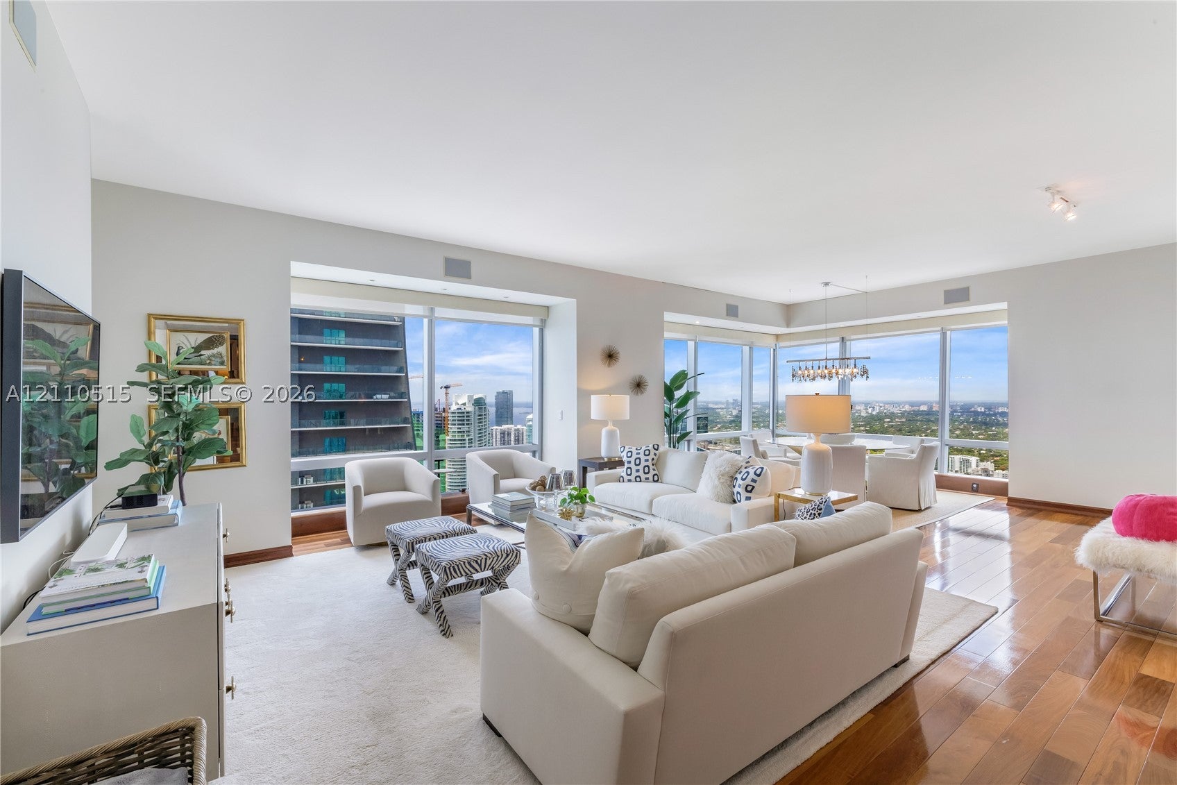 1425 Brickell Ave 50B
