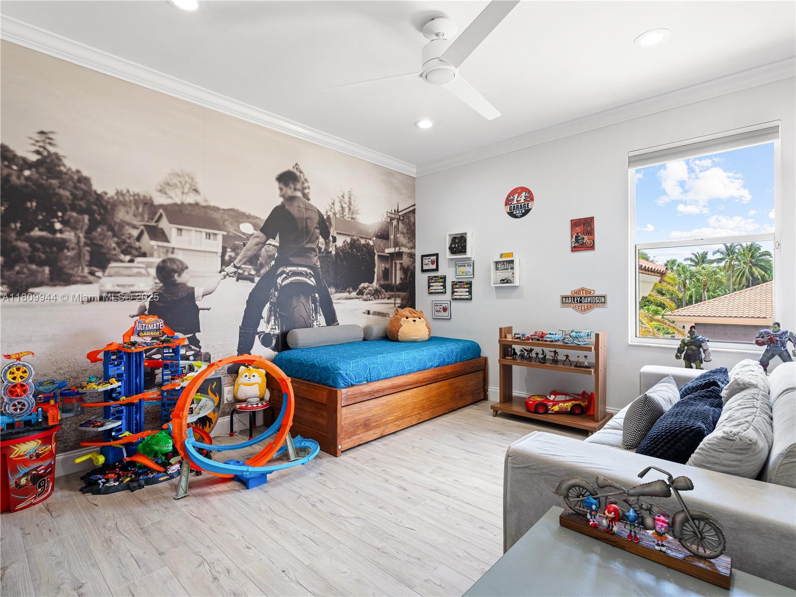 SEASONS - Residential Lease