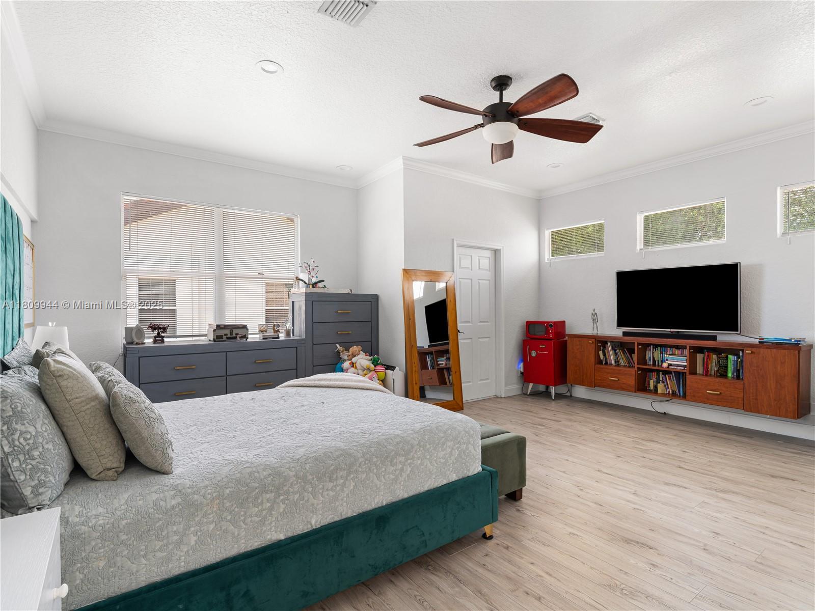 SEASONS - Residential Lease
