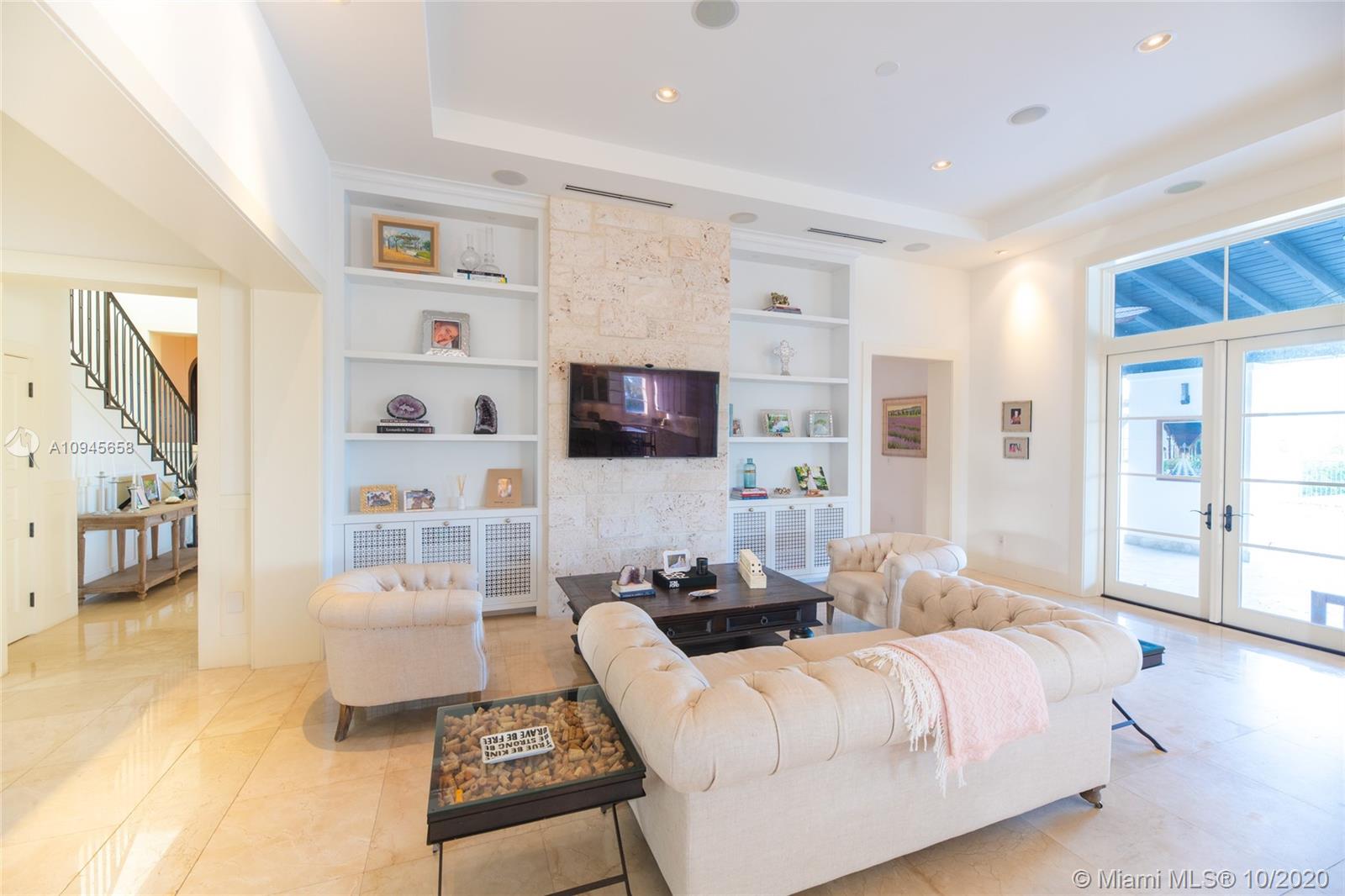 HAMMOCK OAKS HARBOR SEC 3 - Residential