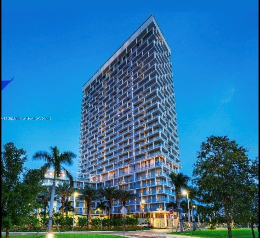 METROPICA NORTH TOWER ONE - Residential Lease