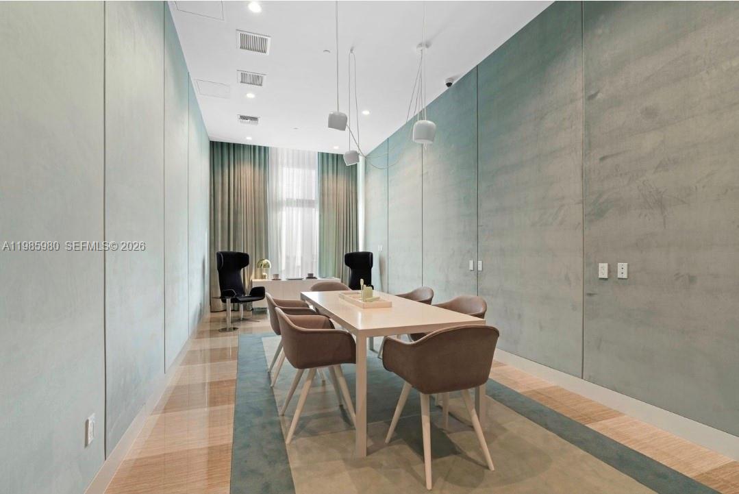 METROPICA NORTH TOWER ONE - Residential Lease