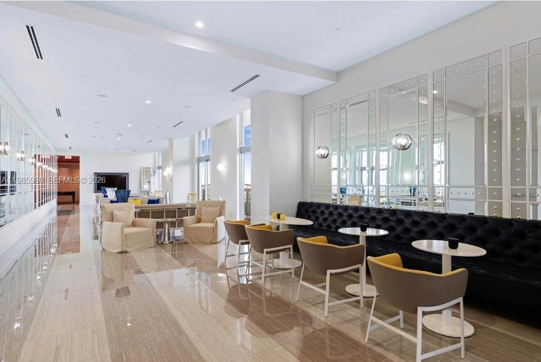 METROPICA NORTH TOWER ONE - Residential Lease