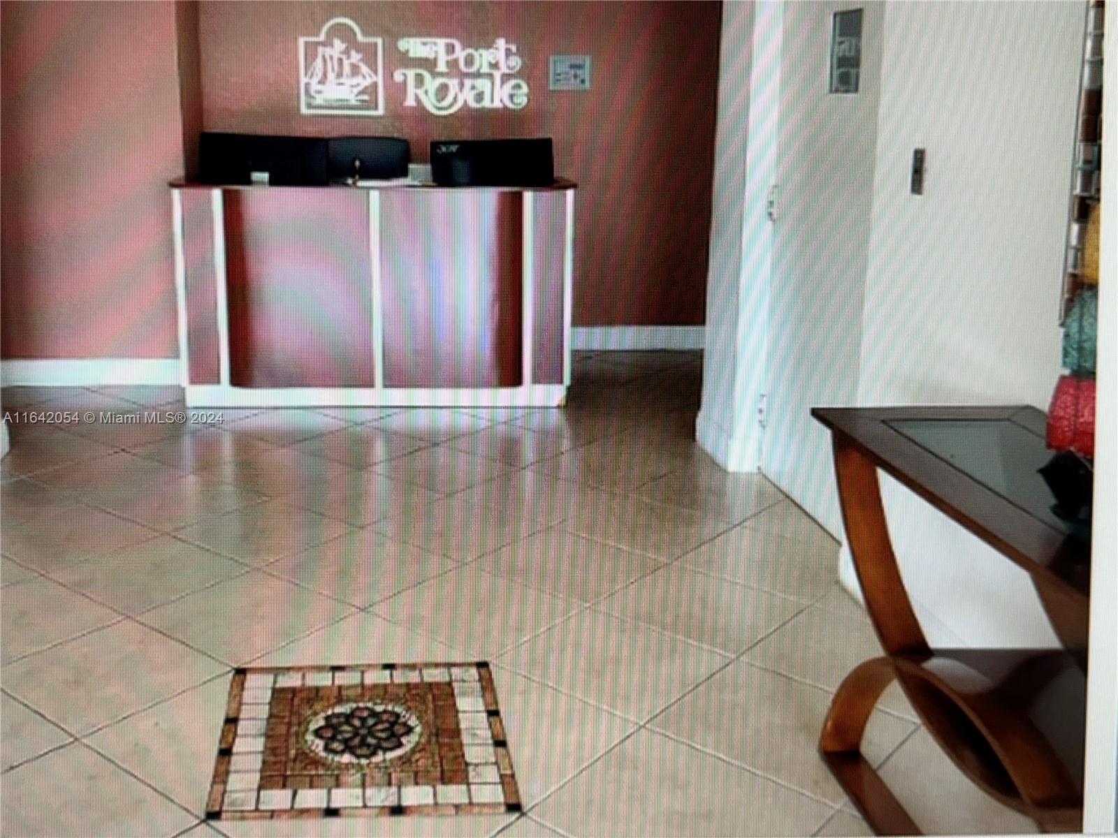 6969 Collins Ave 308