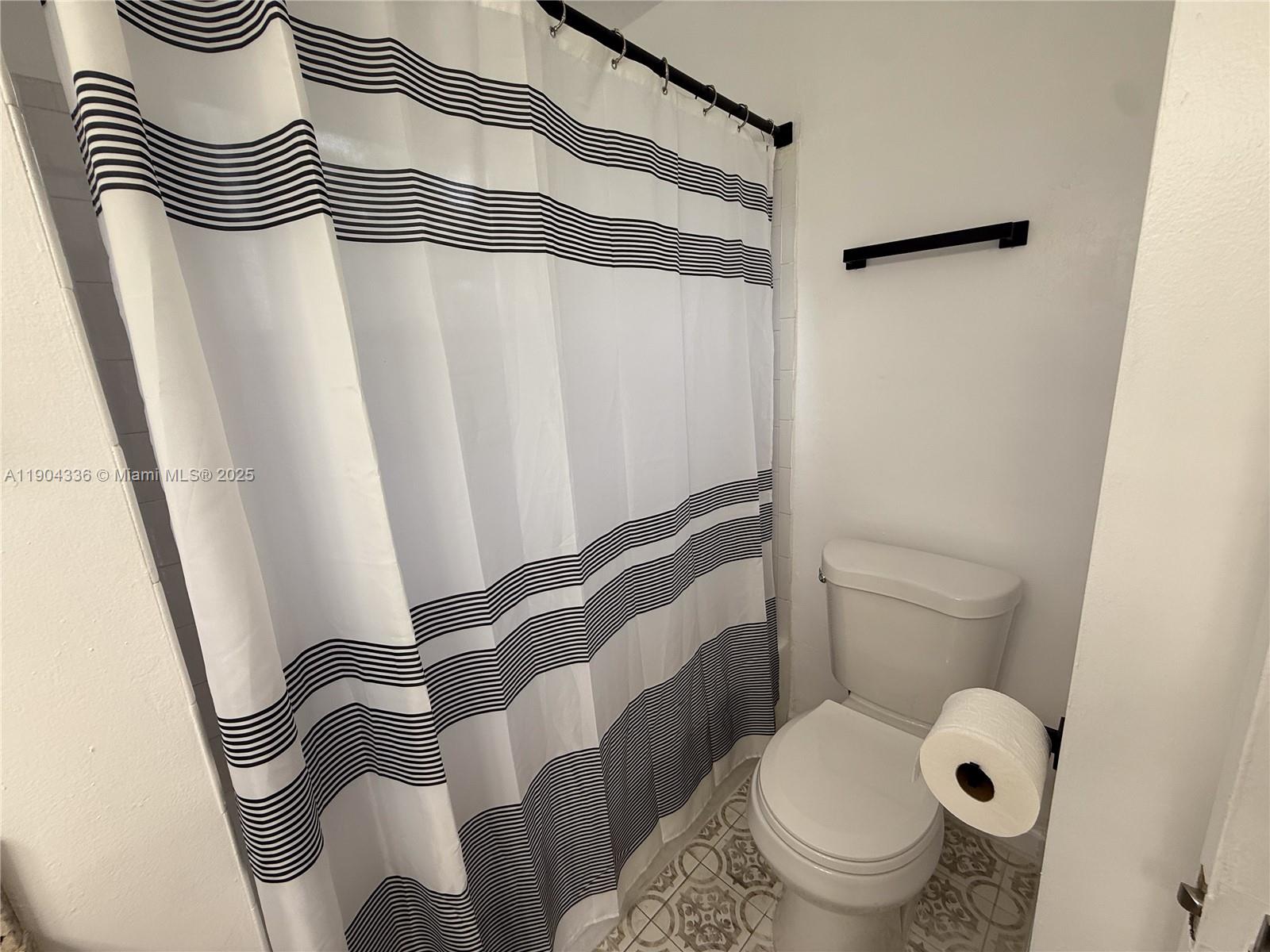 SUNRISE HARBOUR REV PL - Residential Lease