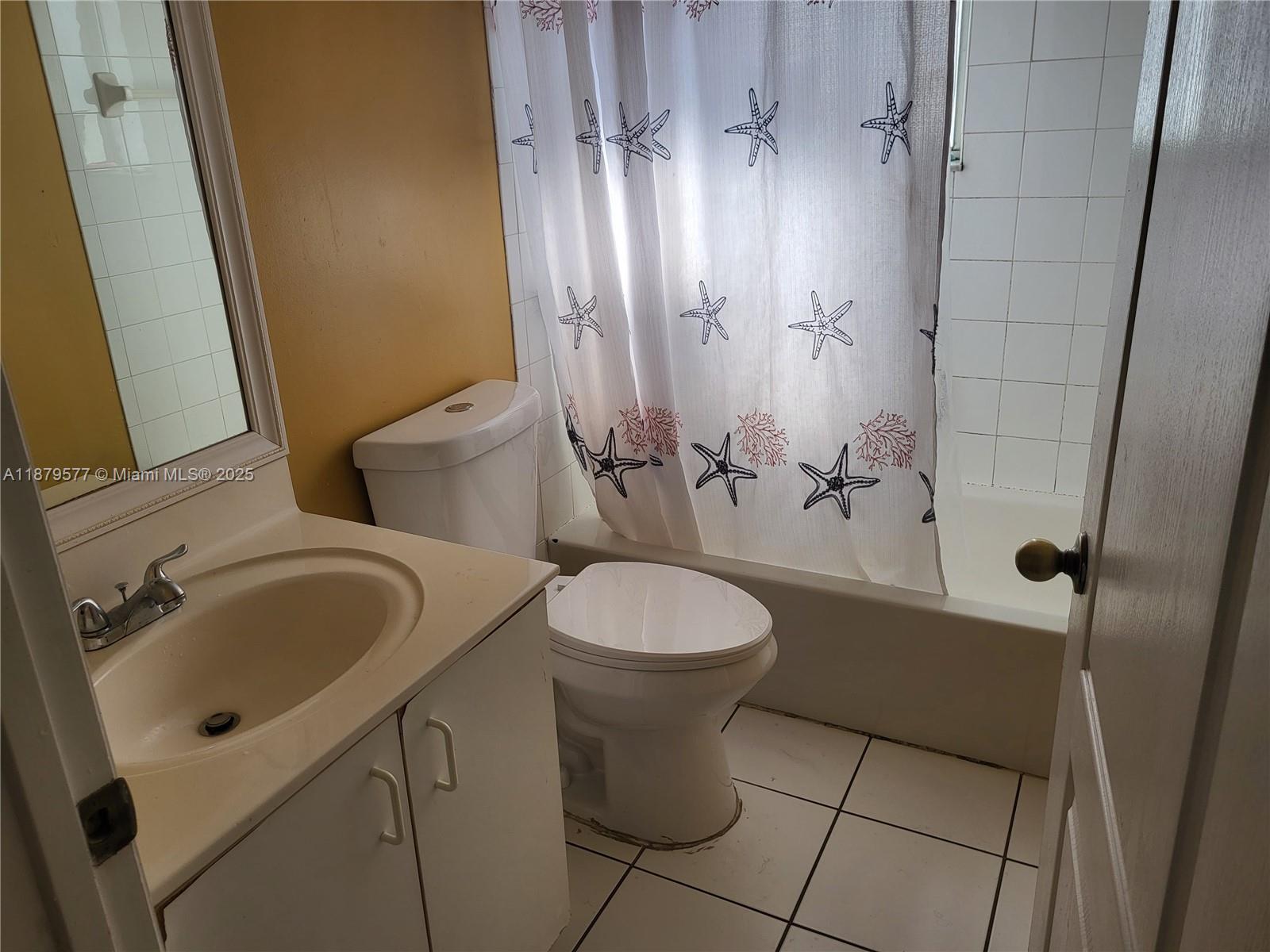 SIERRA RIDGE CONDO I-36 - Residential Lease