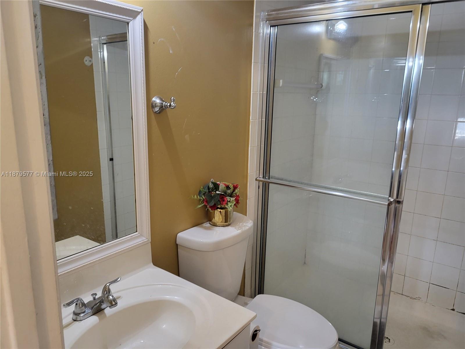 SIERRA RIDGE CONDO I-36 - Residential Lease