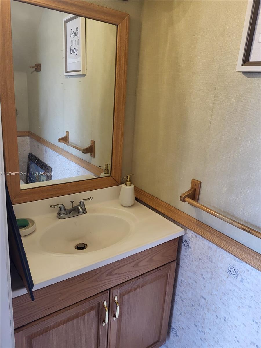 SIERRA RIDGE CONDO I-36 - Residential Lease