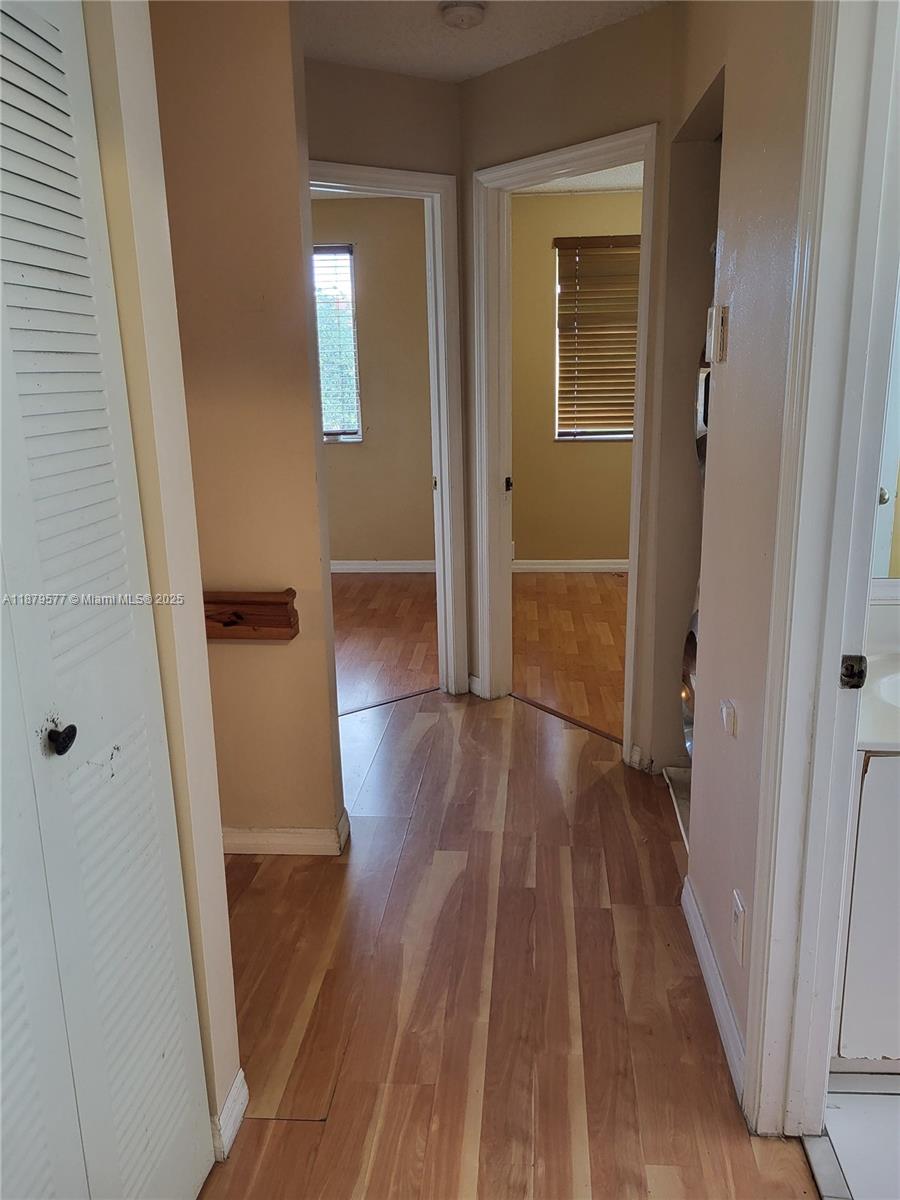 SIERRA RIDGE CONDO I-36 - Residential Lease