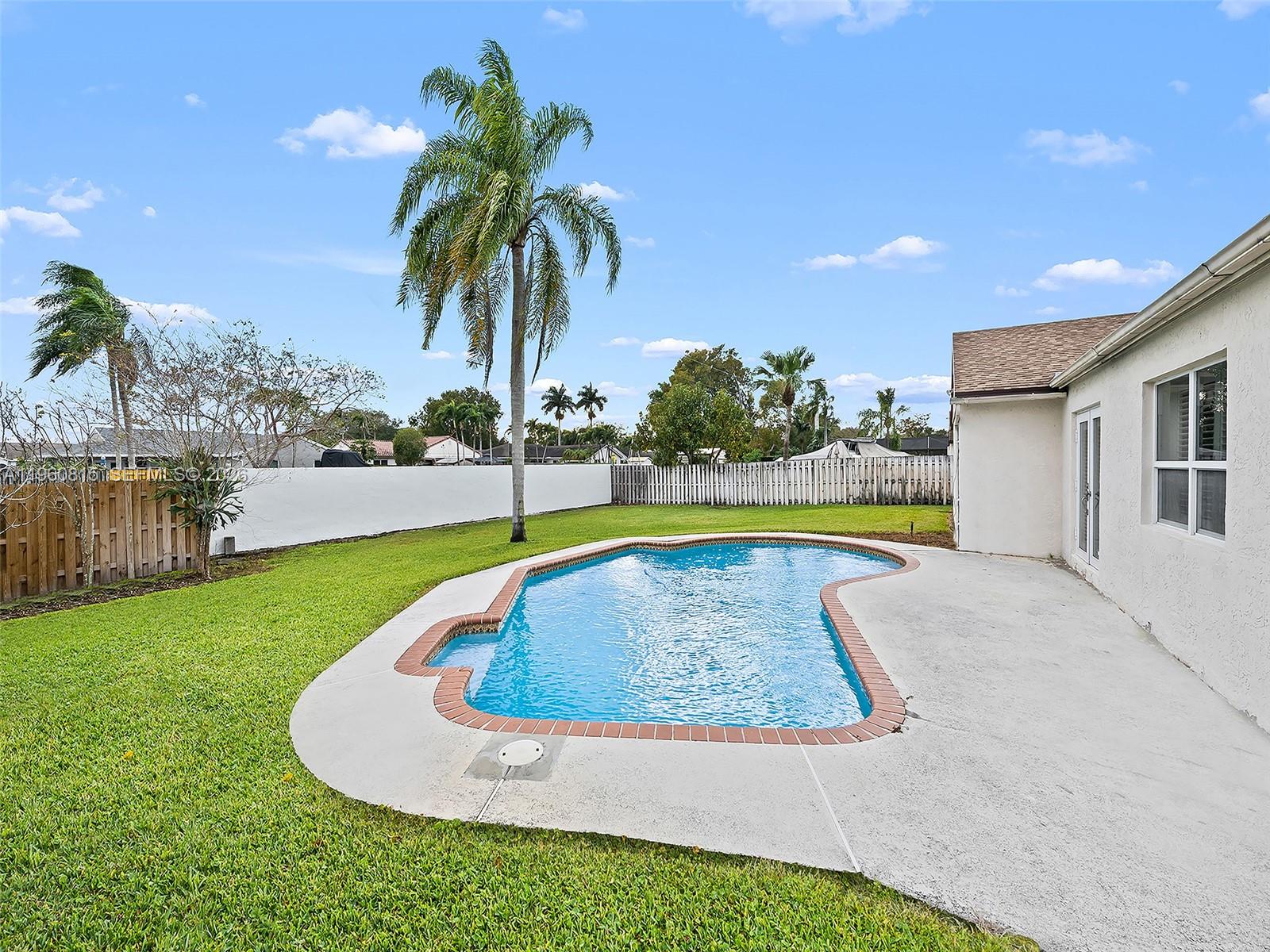 FLAMINGO GARDENS PHASE 3 - Residential