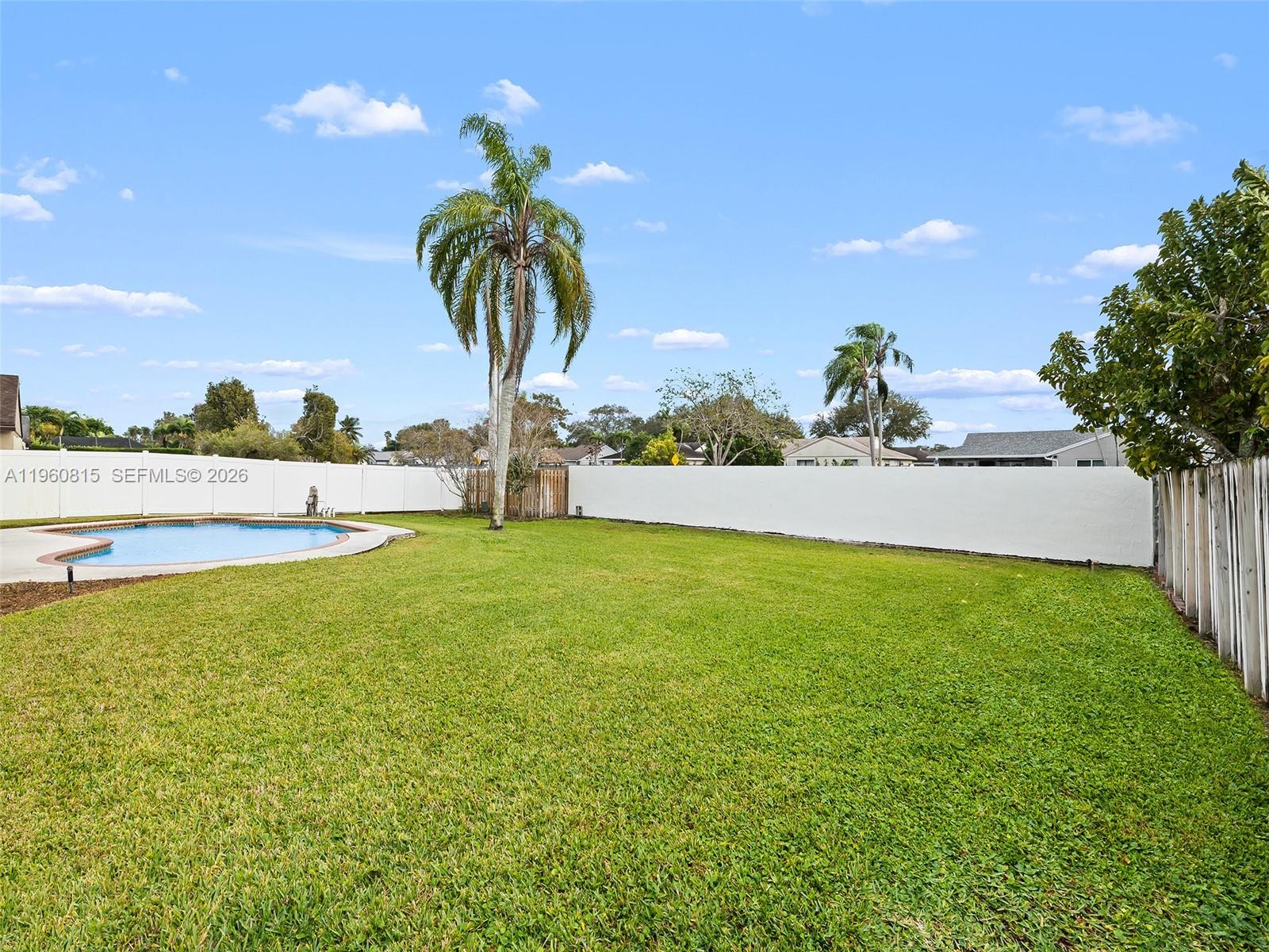 FLAMINGO GARDENS PHASE 3 - Residential