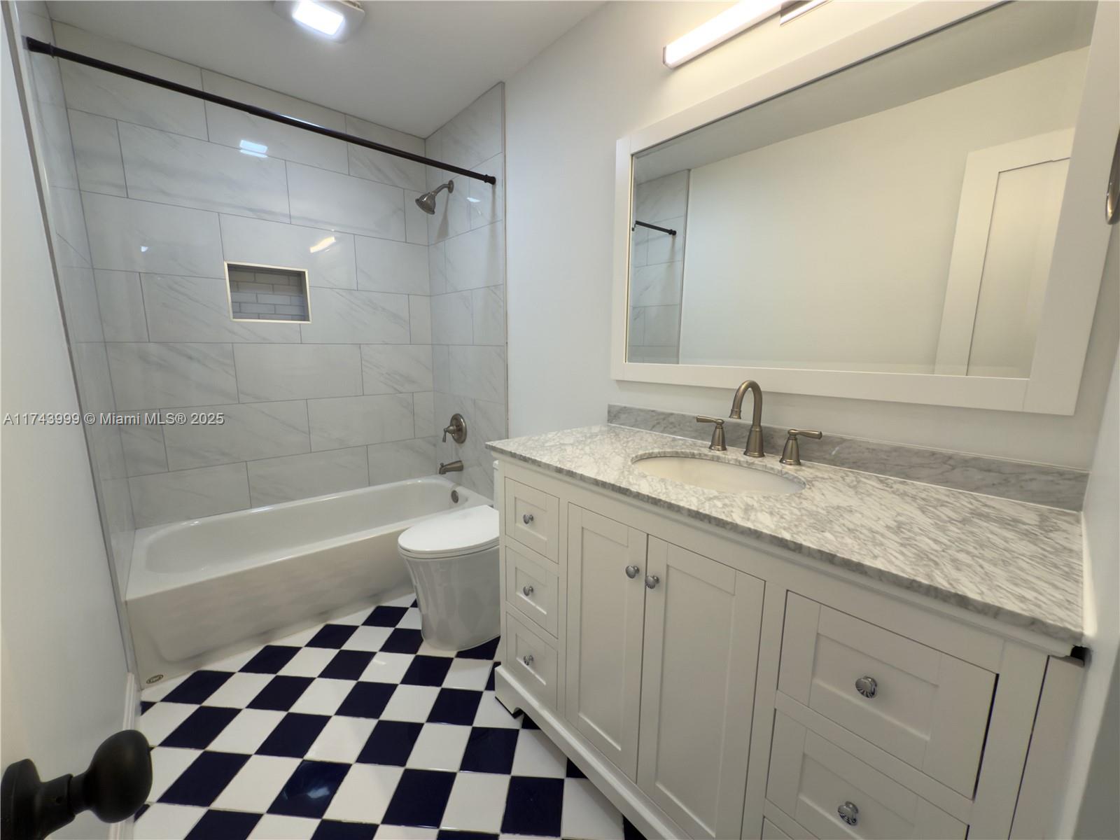 GARDENWAY CONDO - Residential Lease