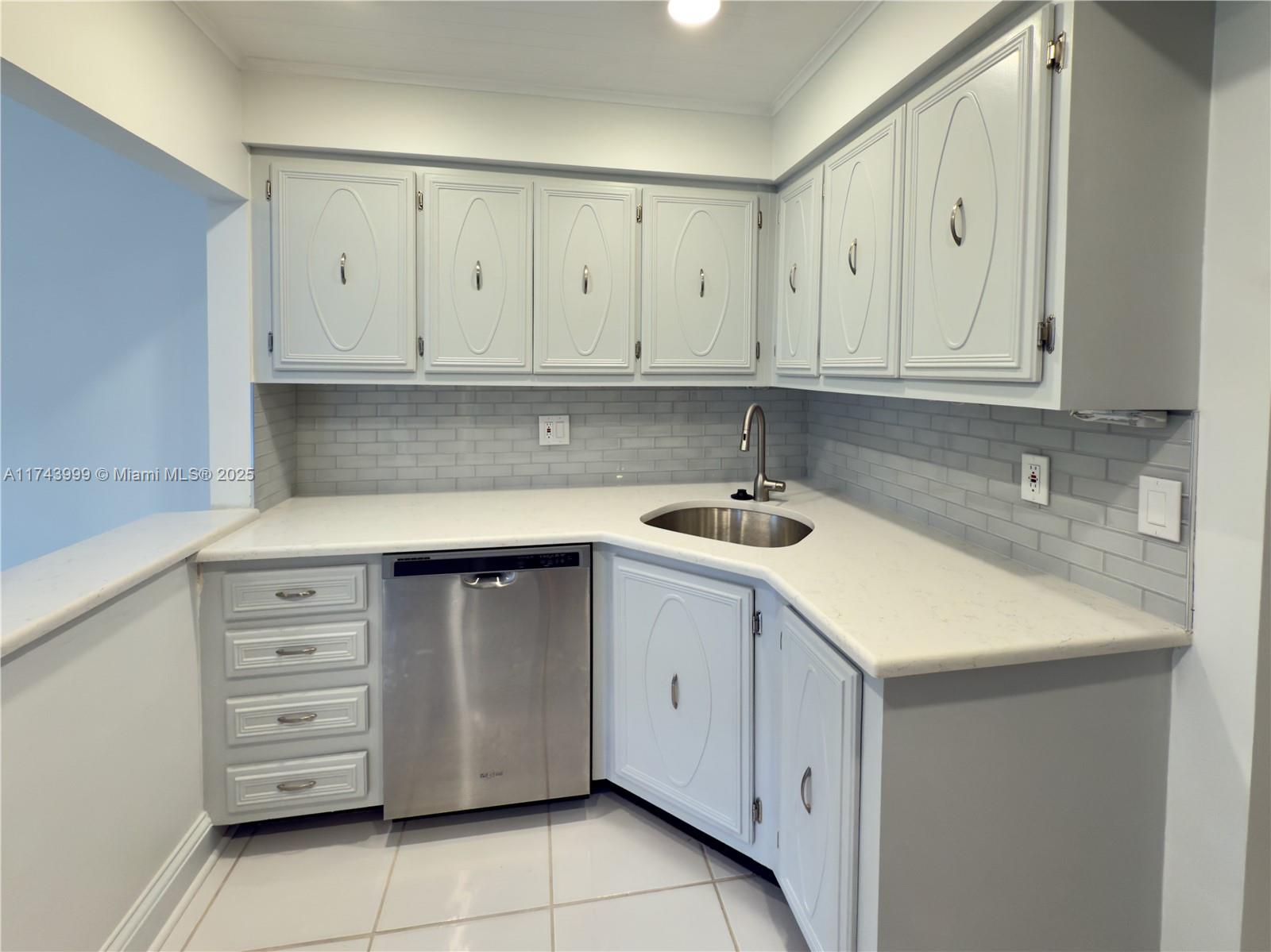 GARDENWAY CONDO - Residential Lease