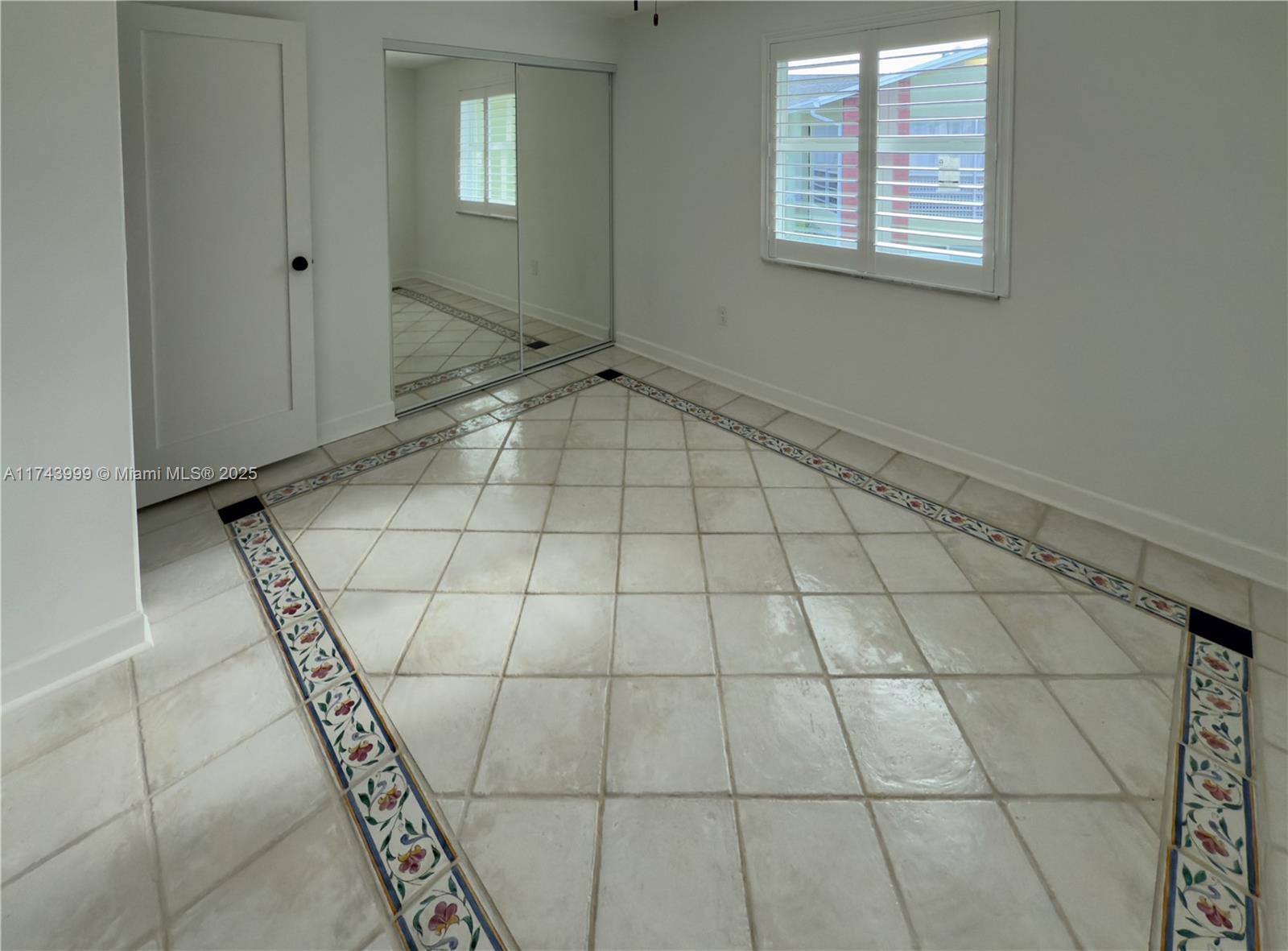 GARDENWAY CONDO - Residential Lease