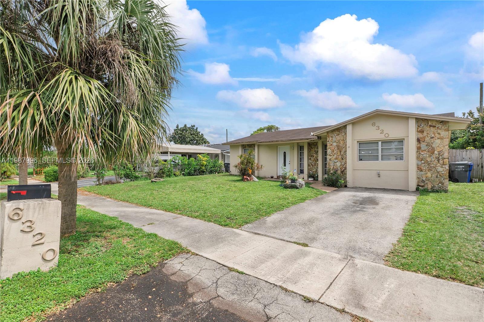 DRIFTWOOD PLAZA NO 3 - Residential