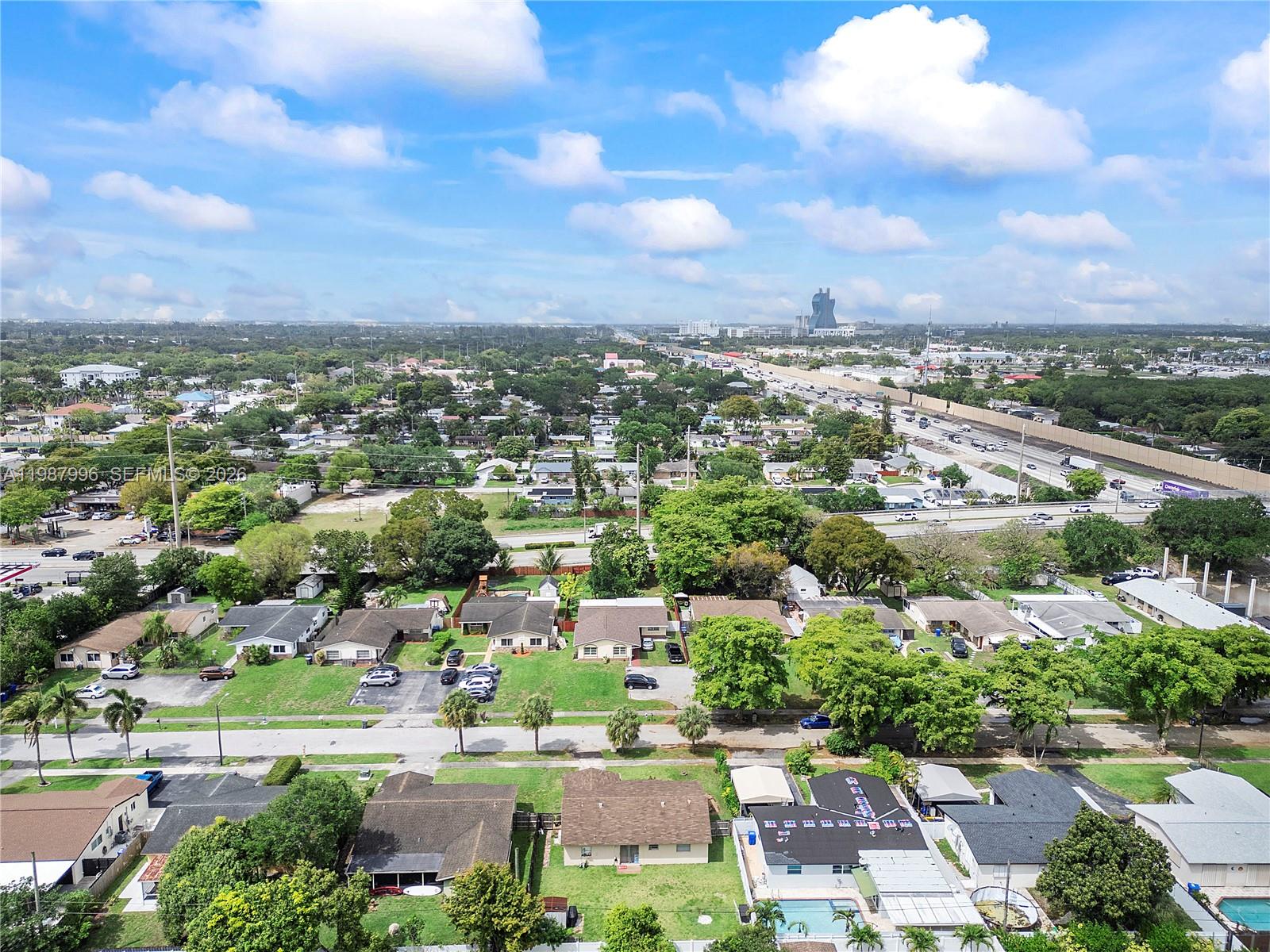 DRIFTWOOD PLAZA NO 3 - Residential