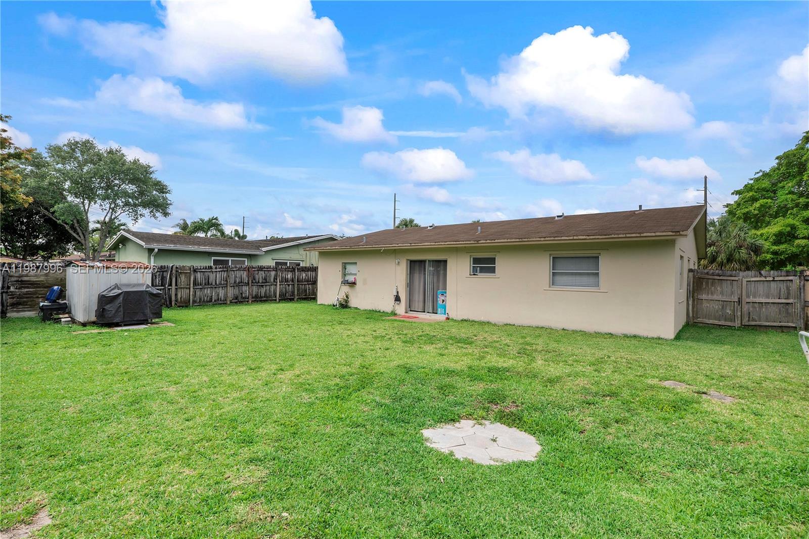 DRIFTWOOD PLAZA NO 3 - Residential