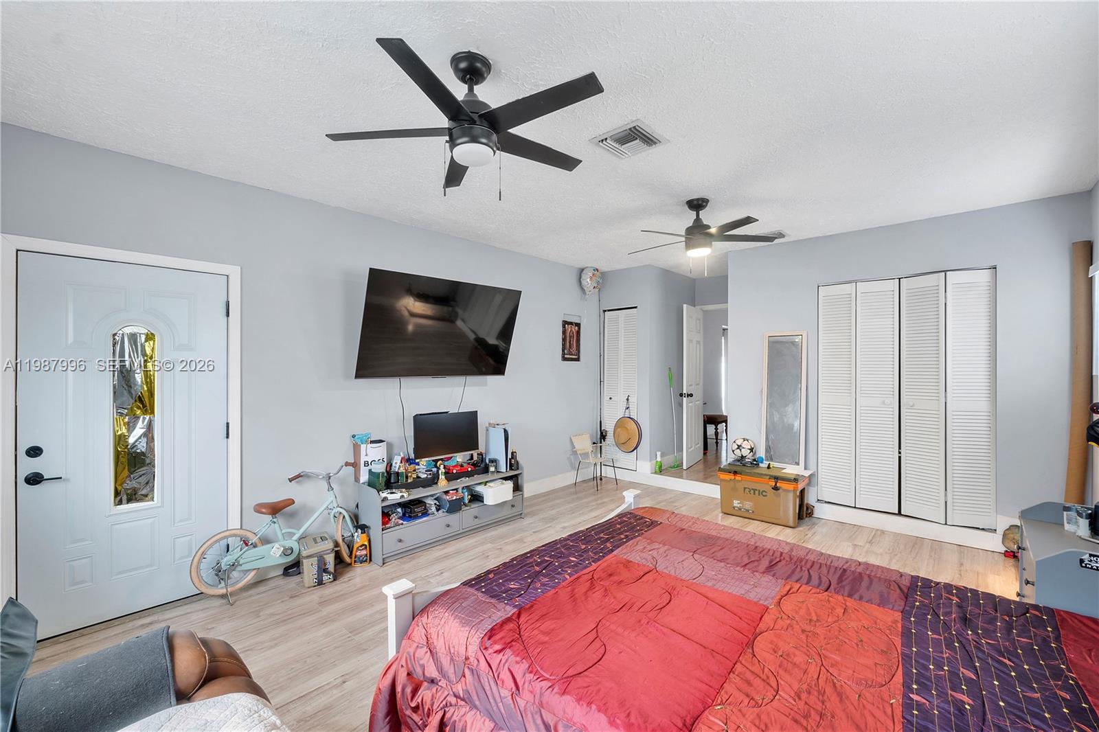 DRIFTWOOD PLAZA NO 3 - Residential