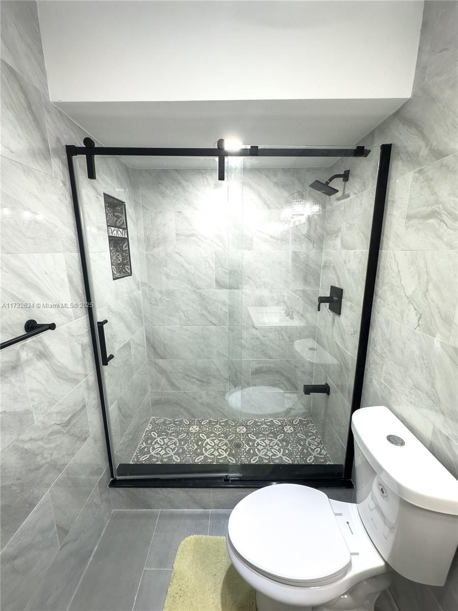 ARROWHEAD CONDO NO II - Residential