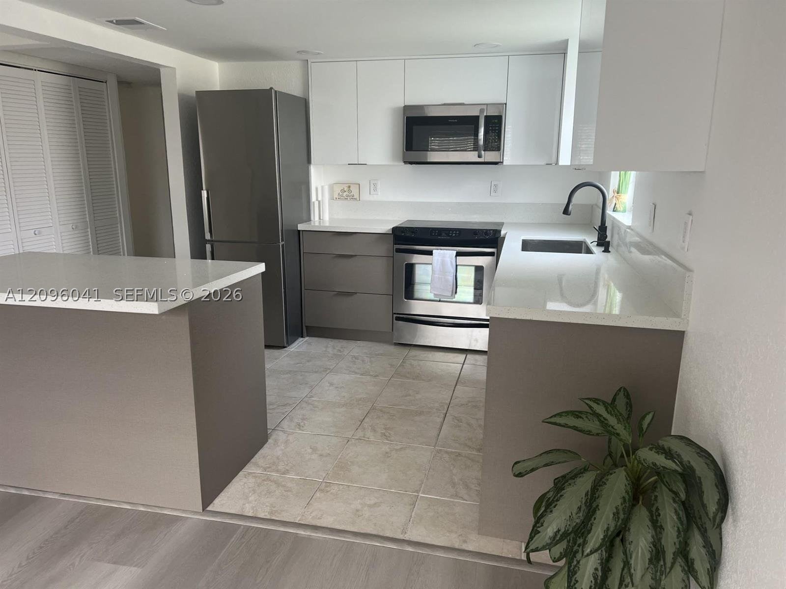 3100 Coral Springs Dr 1J