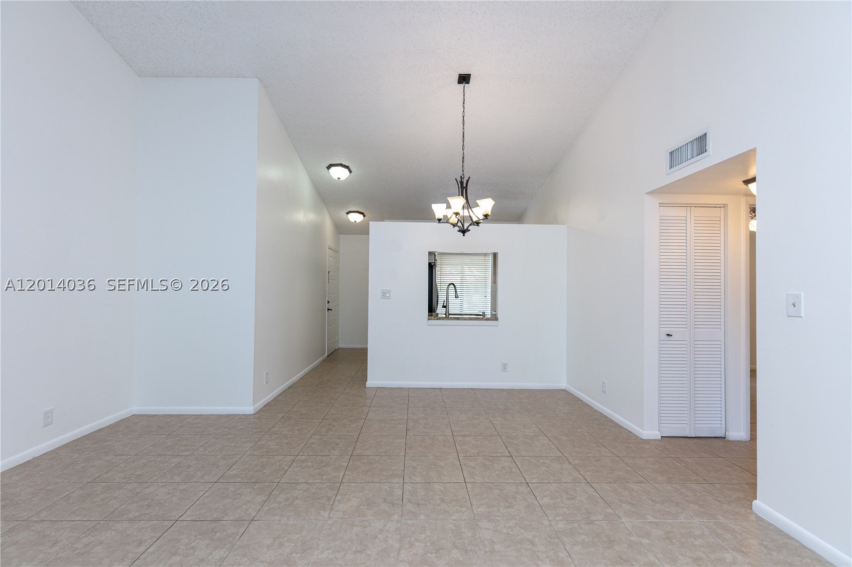 717 Gardens Dr 201