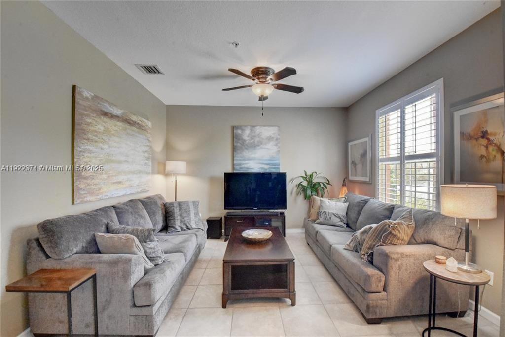 ORCHID GROVE REPLAT II - Residential Lease