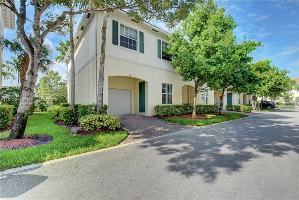 ORCHID GROVE REPLAT II - Residential Lease