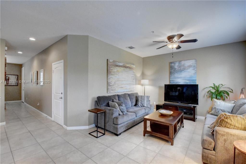 ORCHID GROVE REPLAT II - Residential Lease