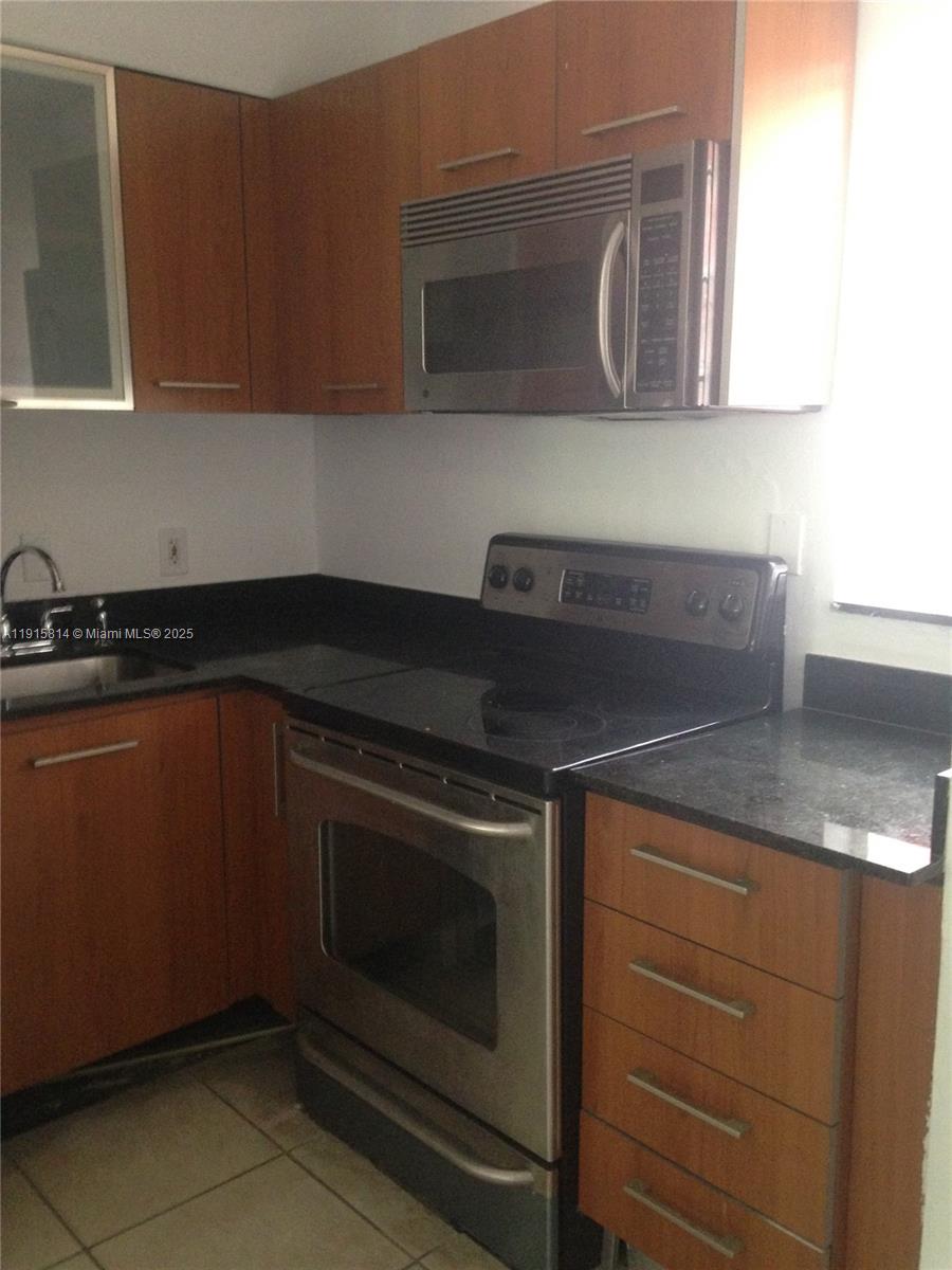 THE BELLAGIO CONDO - Residential Lease