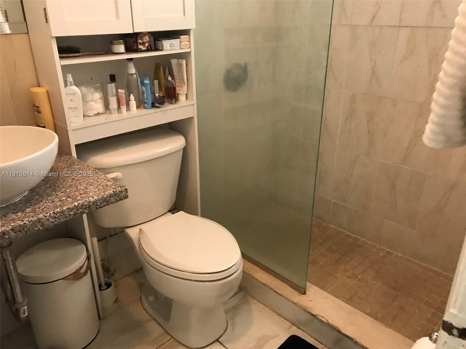 THE BELLAGIO CONDO - Residential Lease