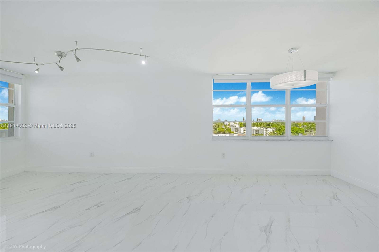 VILLA BAY VISTA CONDO - Residential