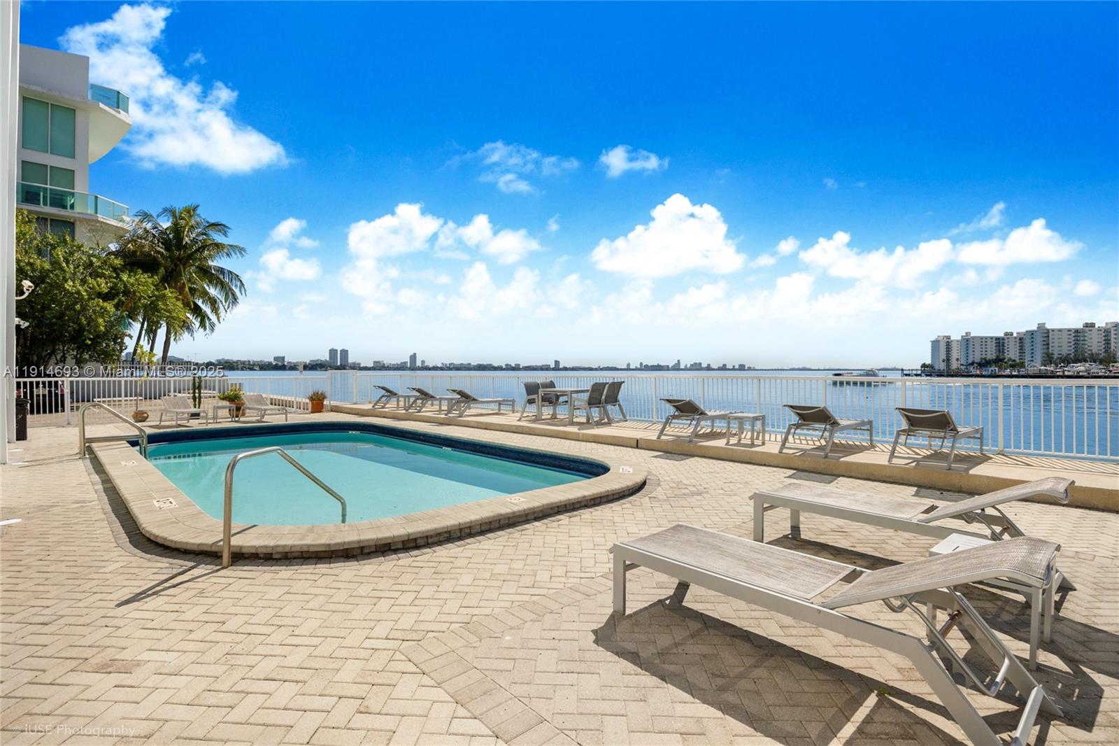 VILLA BAY VISTA CONDO - Residential